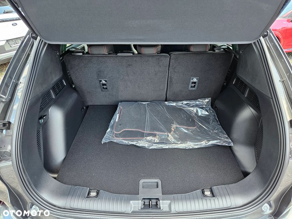 Ford Kuga 2.5 FHEV FWD ST-Line - 13