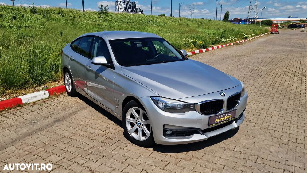 BMW Seria 3 320d Aut. Sport Line - 14