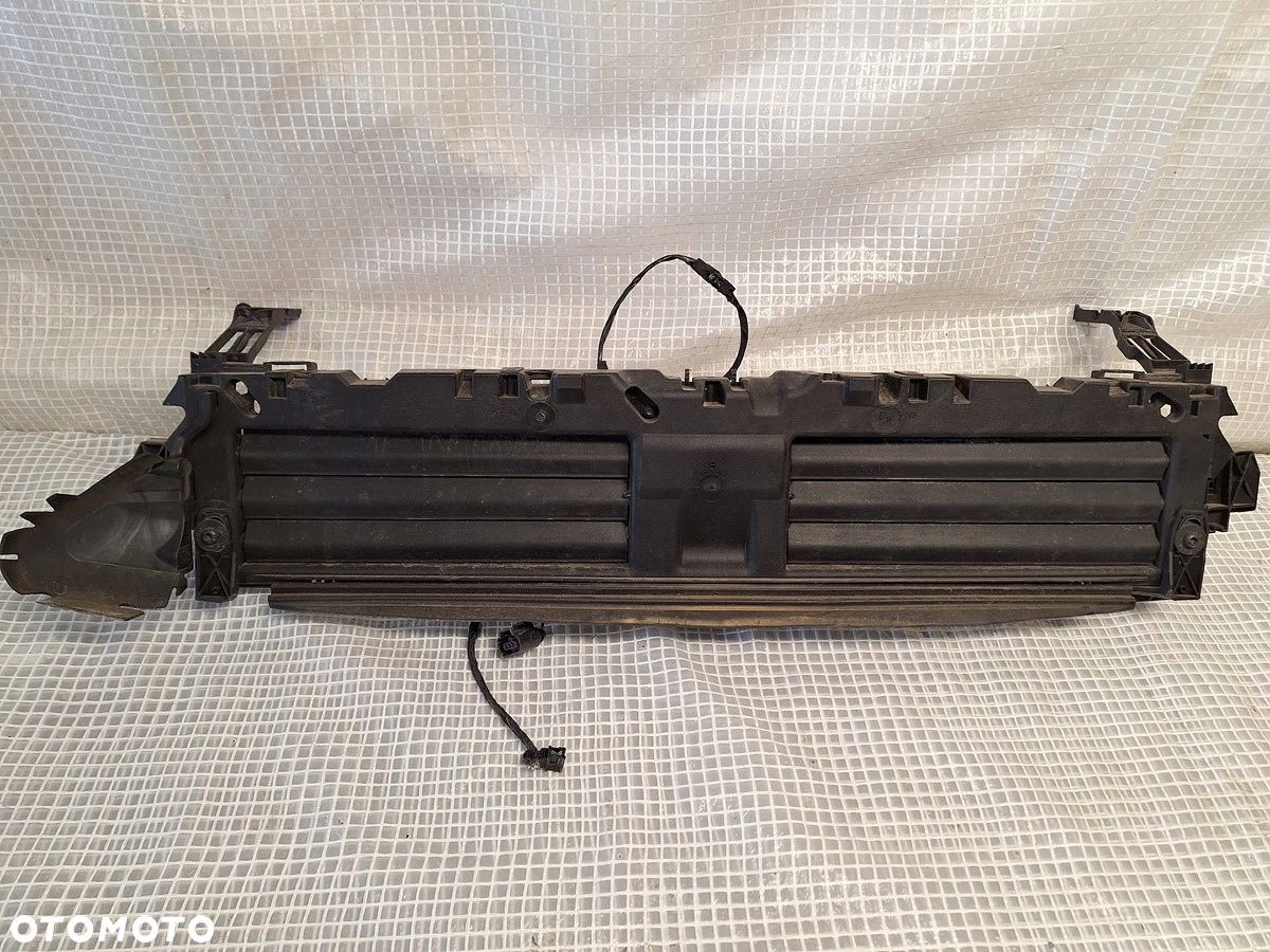 audi a4 b9 a5 8w 8w0 kierownica powietrza zaluzja 8w0807297 orginal demont - 1