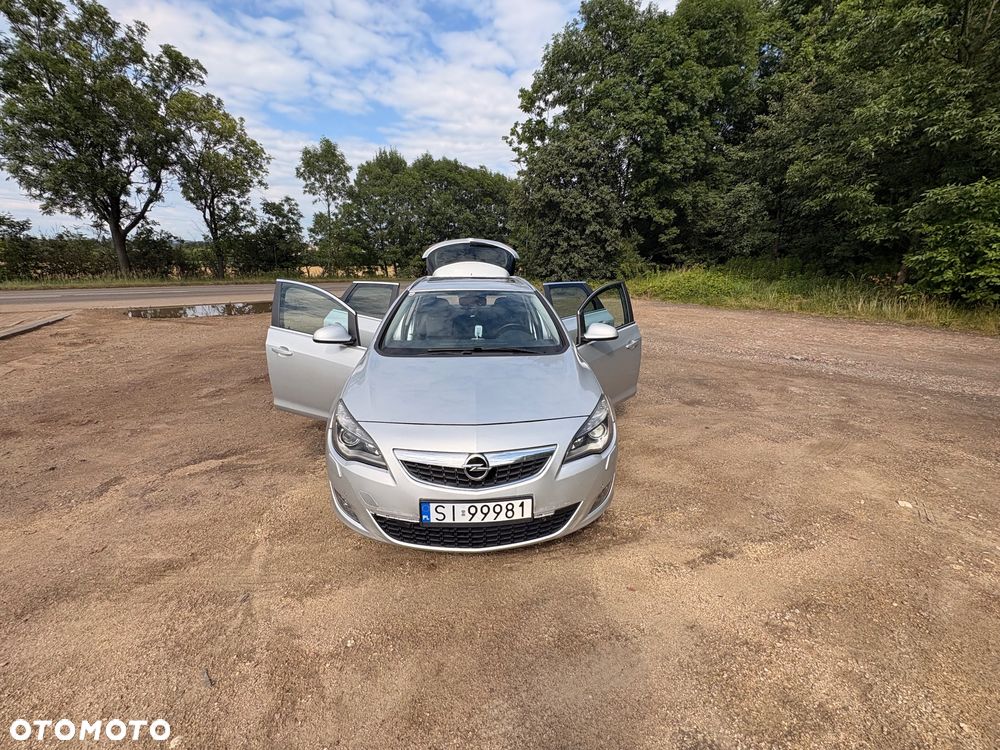 Opel Astra 1.6 T Executive - 1