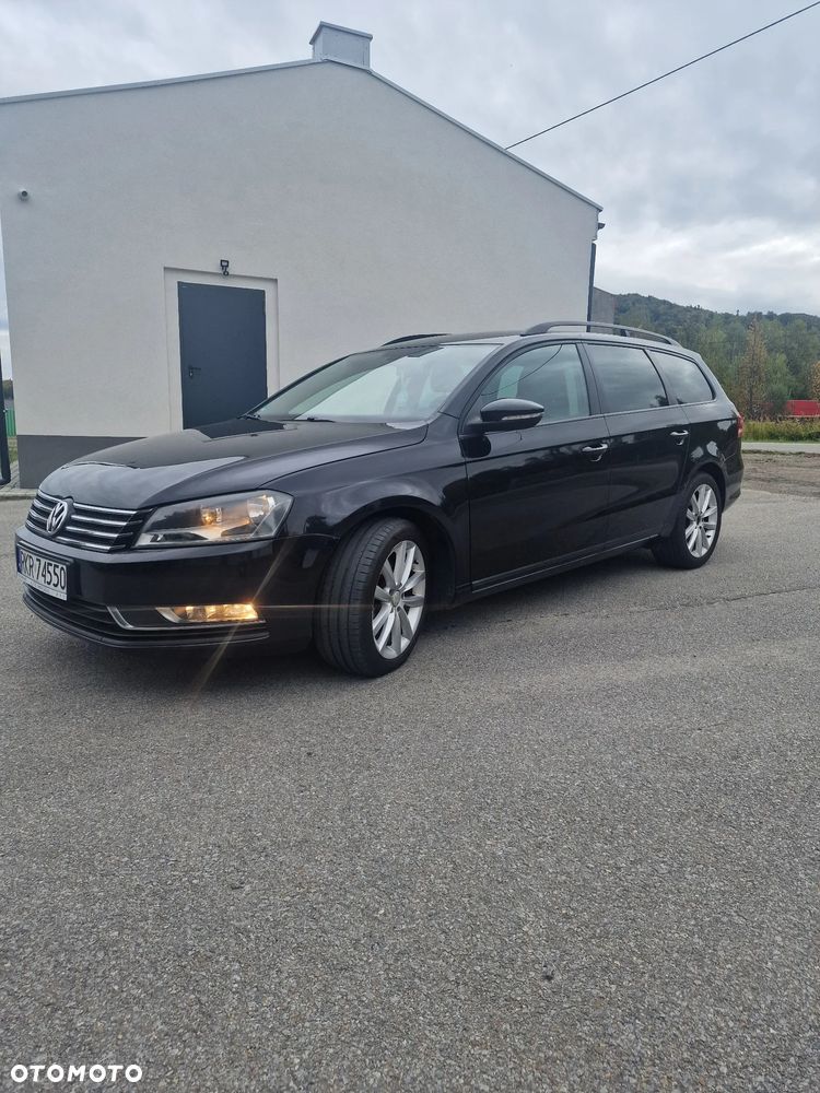 Volkswagen Passat 2012 photo 3