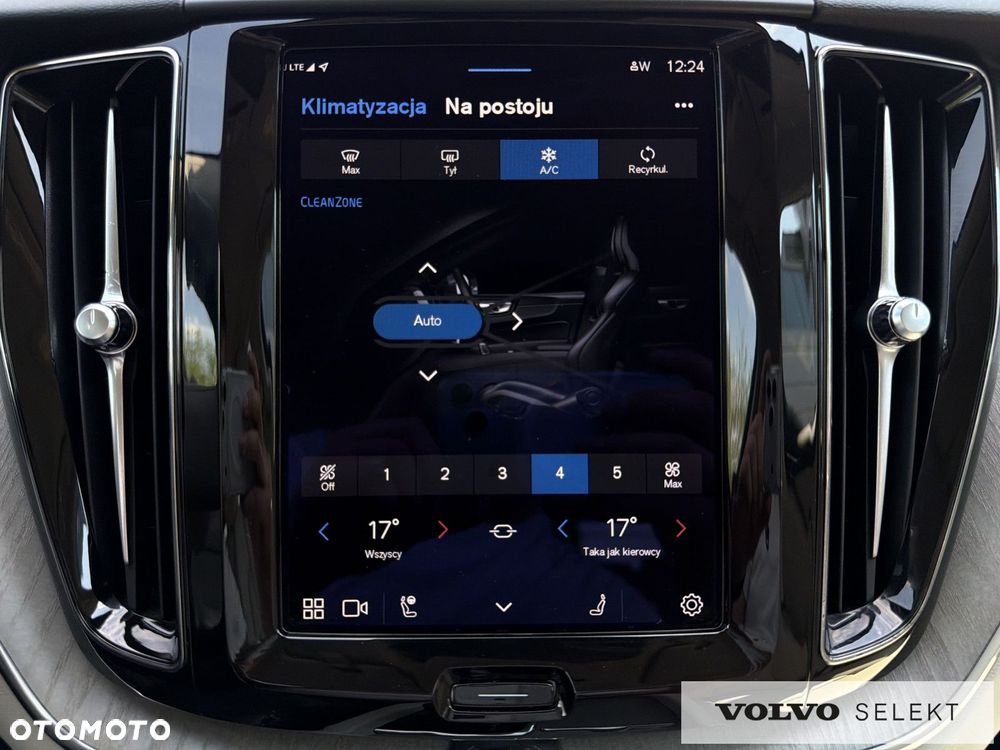 Volvo XC 60 - 24