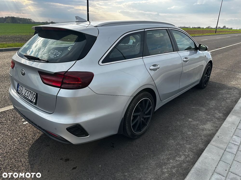 Kia Ceed 1.6 CRDi SCR M DCT - 6