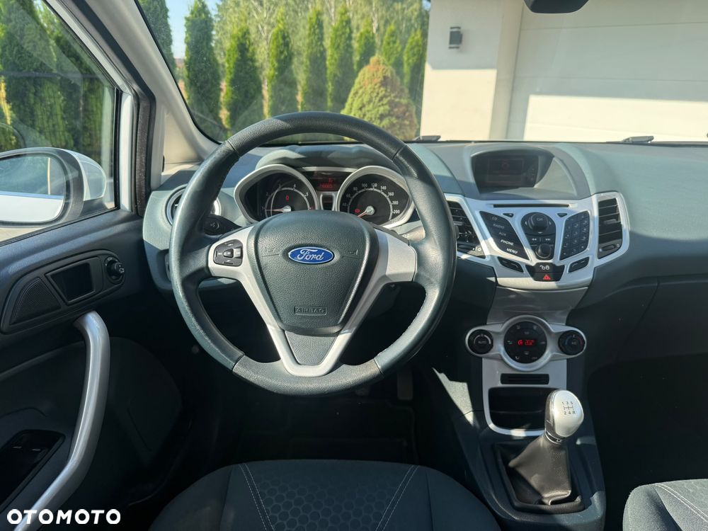 Ford Fiesta 1.25 Titanium - 12
