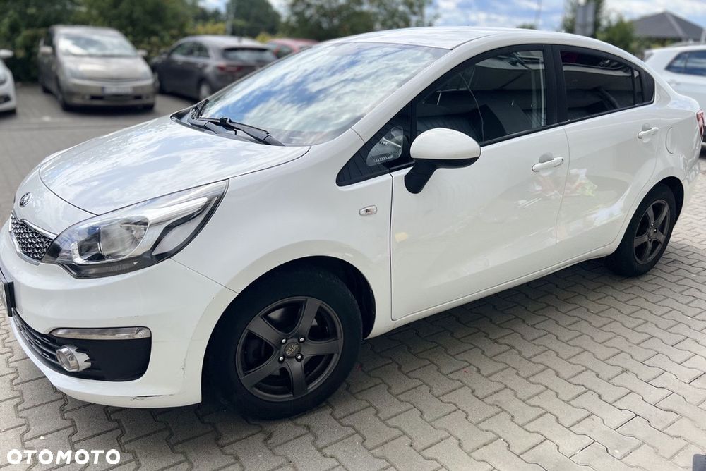 Kia Rio 1.4 M - 7