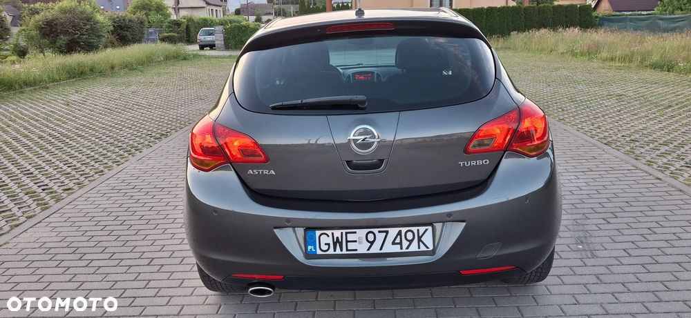 Opel Astra 1.4 T Cosmo S&S - 19