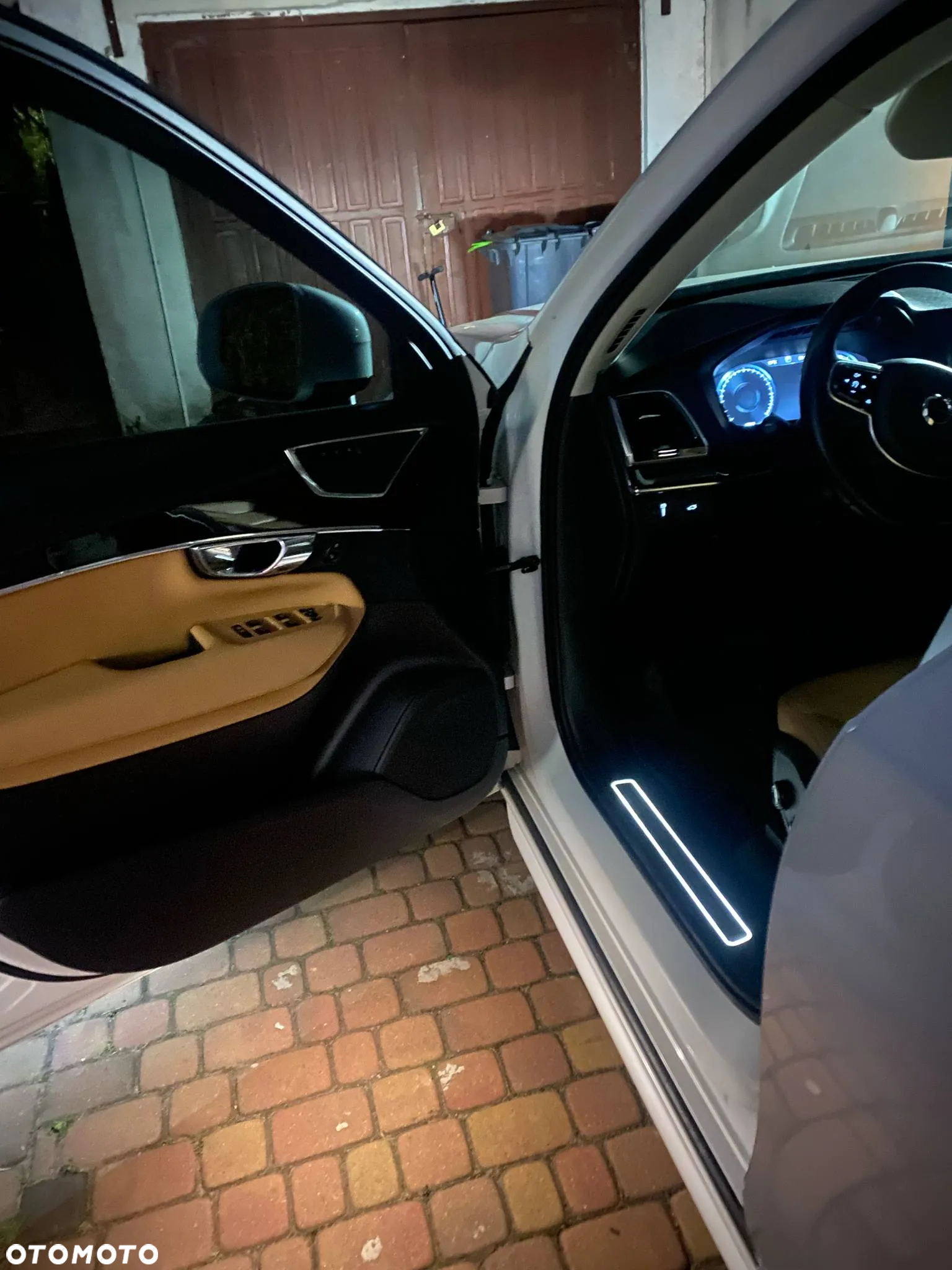 Volvo XC 90 T6 AWD Momentum 7os - 15