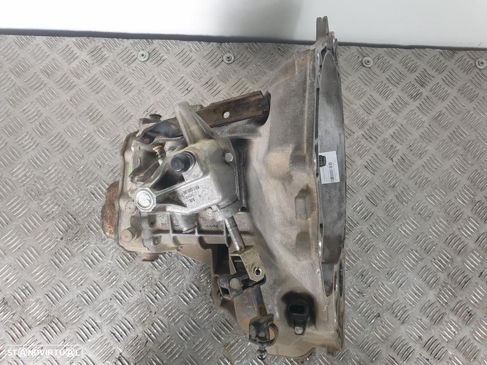 CAIXA VELOCIDADES OPEL CORSA B 1998 - 4