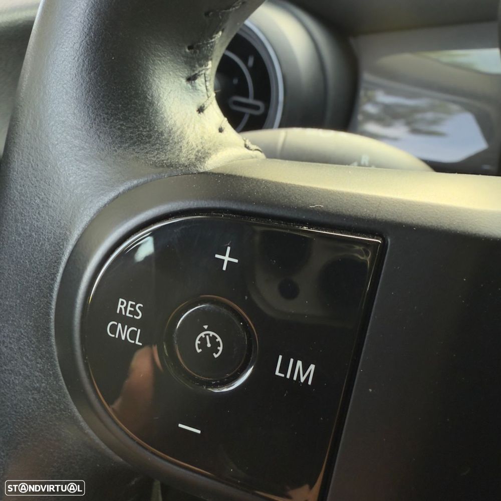 MINI 3 Portas One Classic - 10