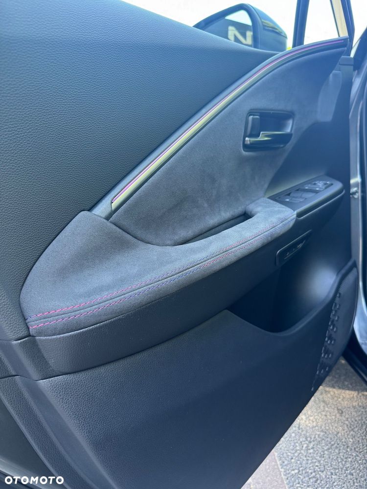Toyota C-HR 2.0 PHEV Dynamic Force Tokyo Edition - 7