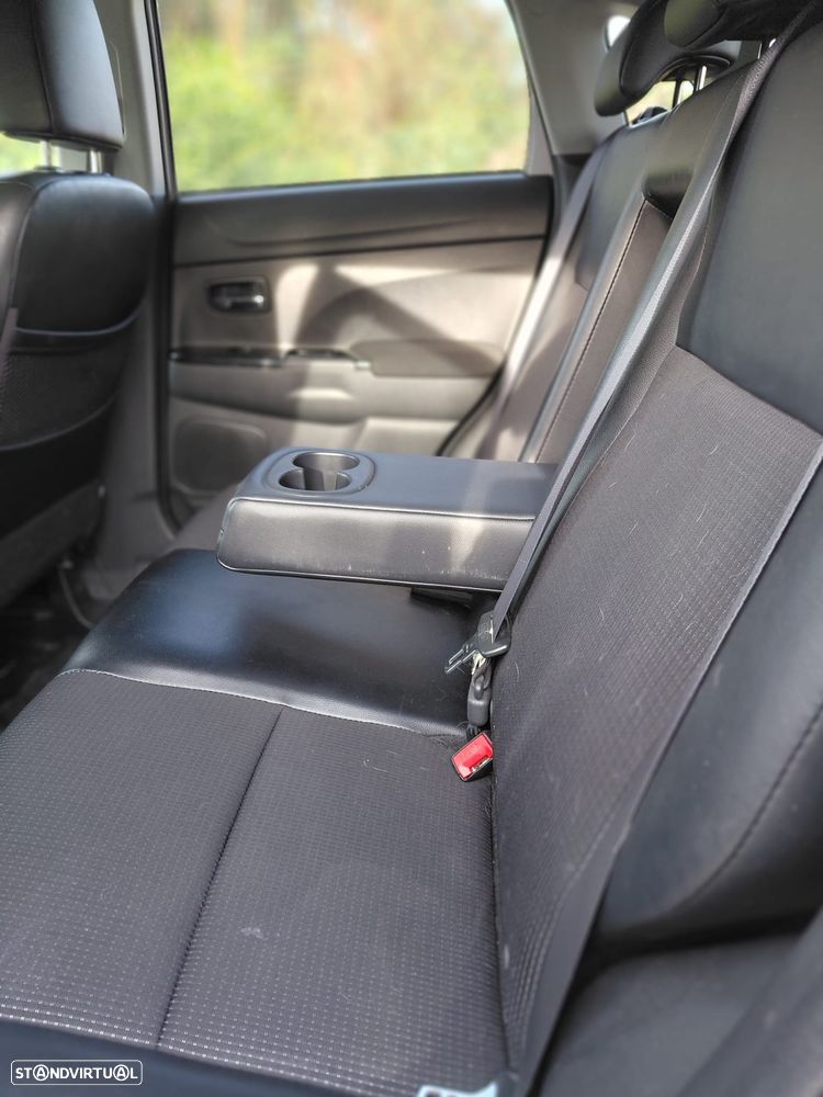 Peugeot 4008 HDI FAP 115 Stop & Start Allure - 9