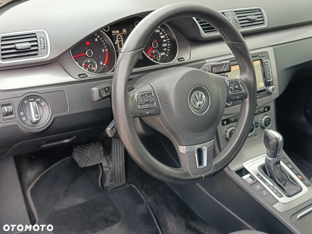 Opel Insignia - 16