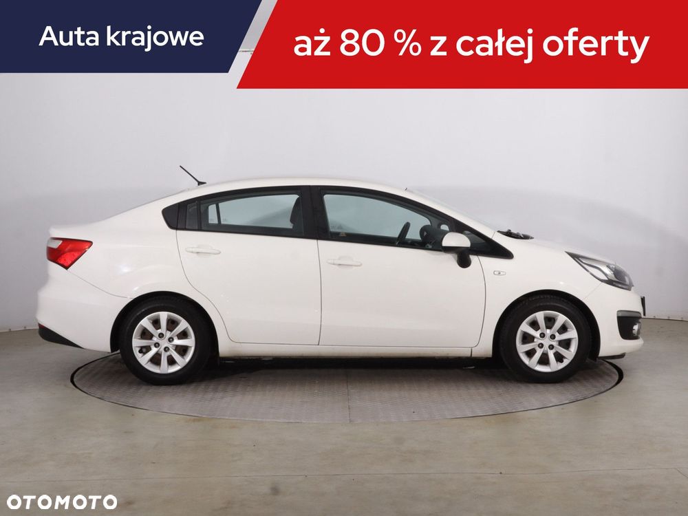 Kia Rio - 8