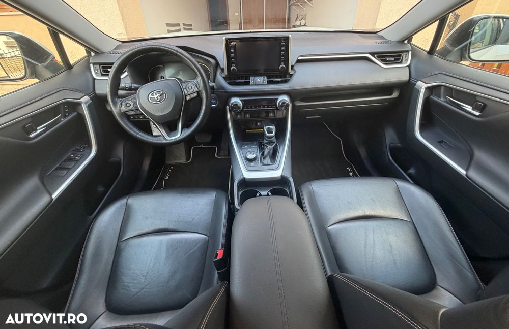 Toyota RAV4 2.5 VVT-iE 4x4 Luxury - 4