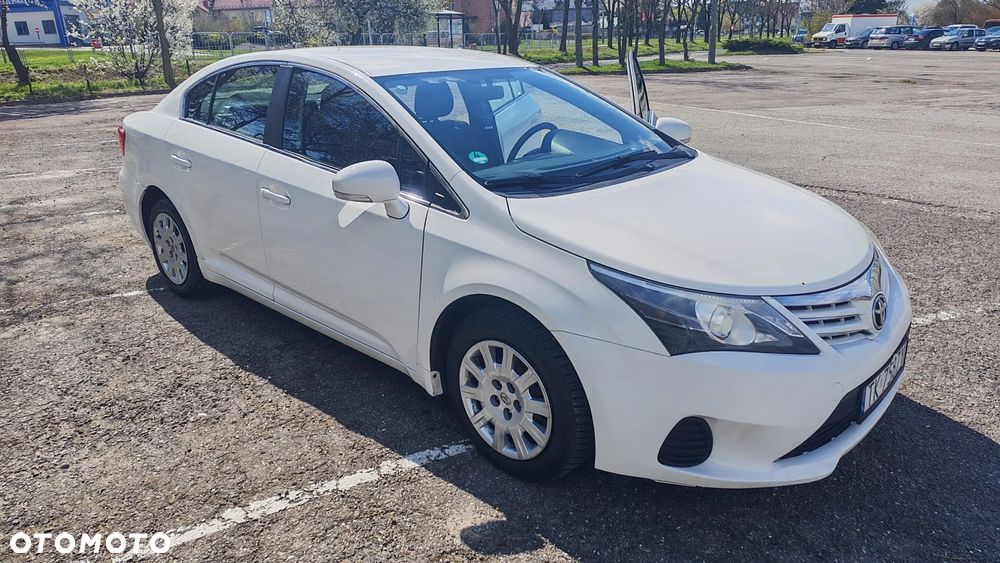 Toyota Avensis 2.0 D-4D Active - 1