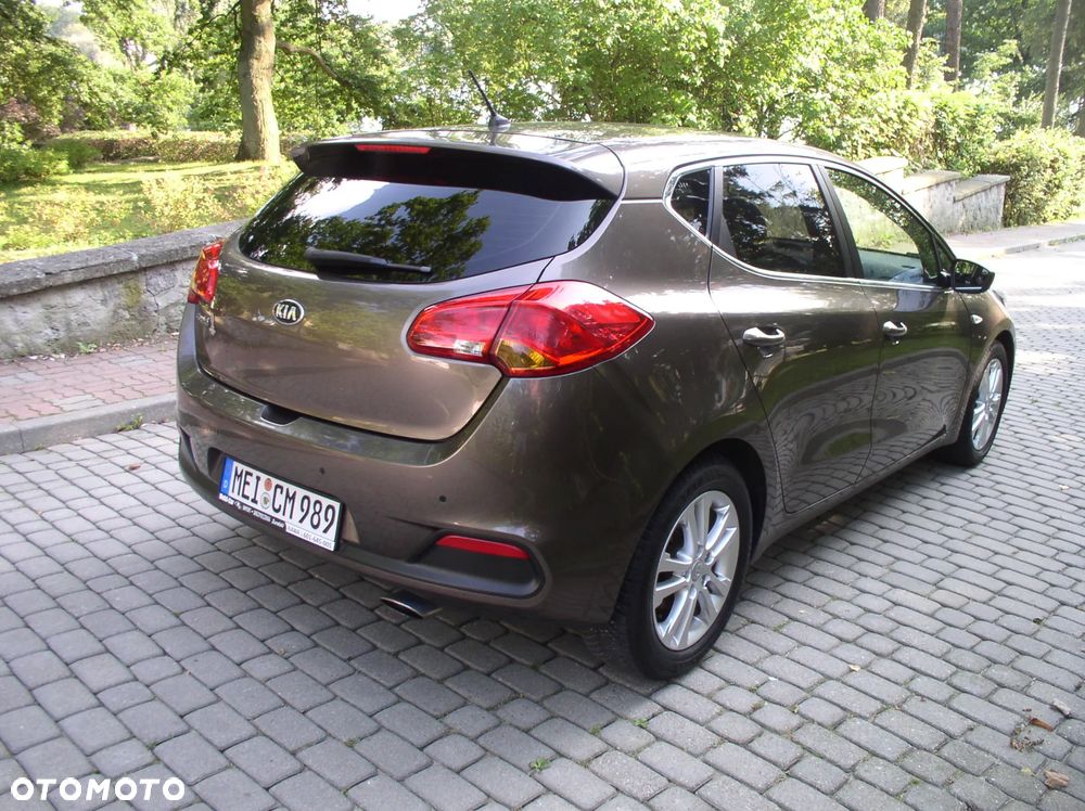 Kia Ceed 1.4 CVVT Attract Plus - 33