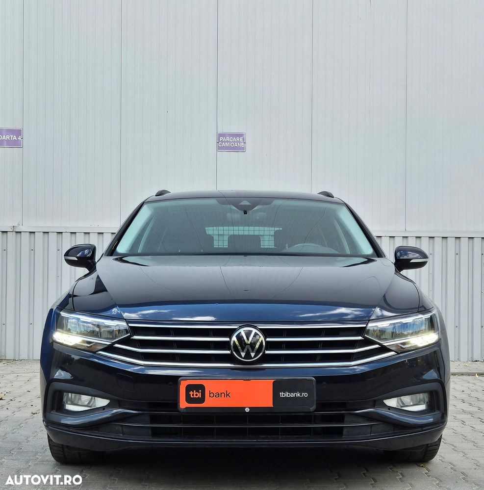 Volkswagen Passat - 11