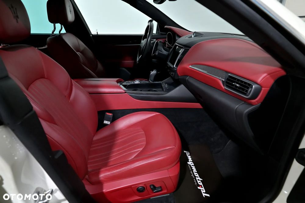 Maserati Levante S - 39