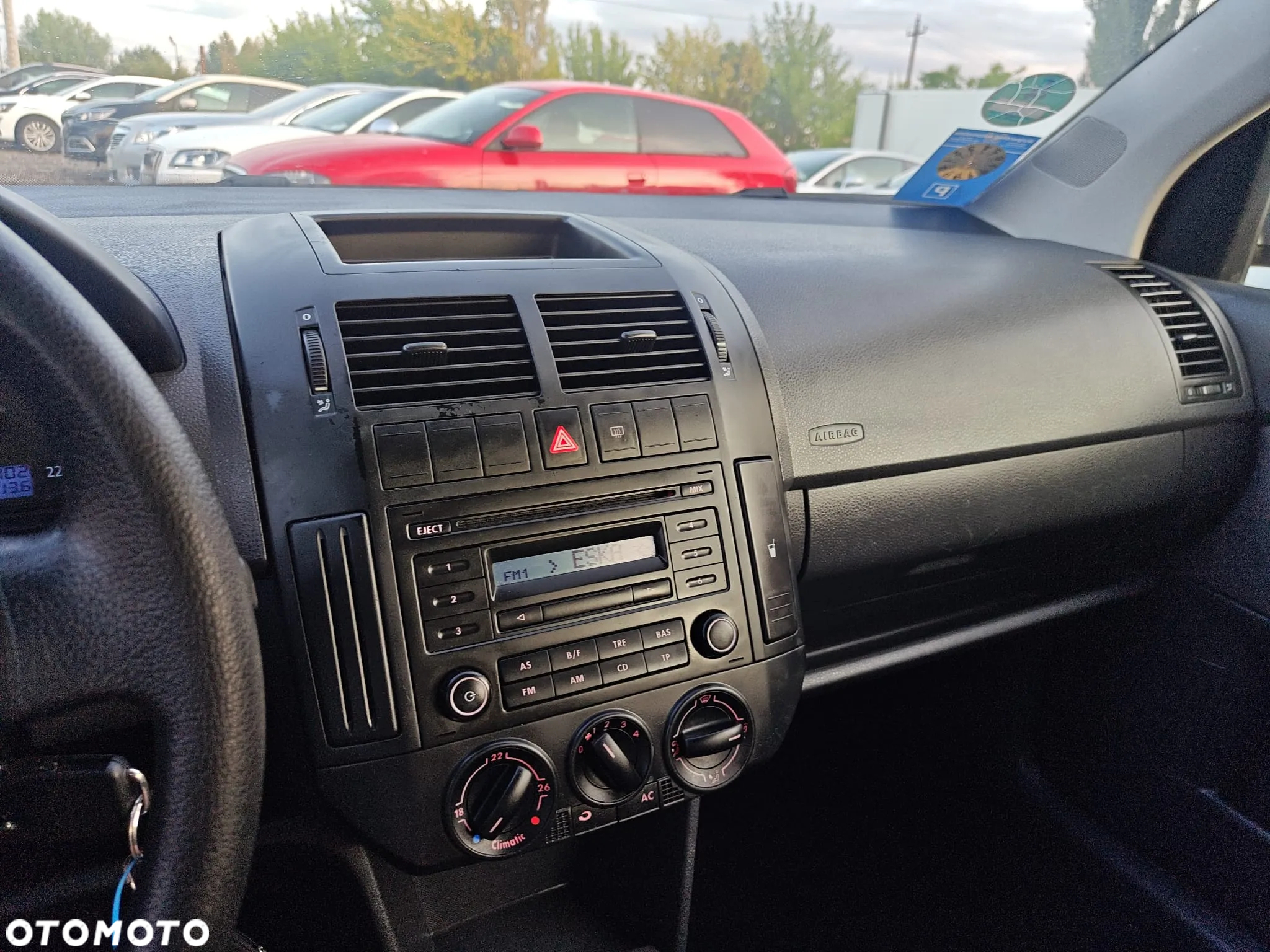 Volkswagen Polo 1.4 16V Comfortline - 20
