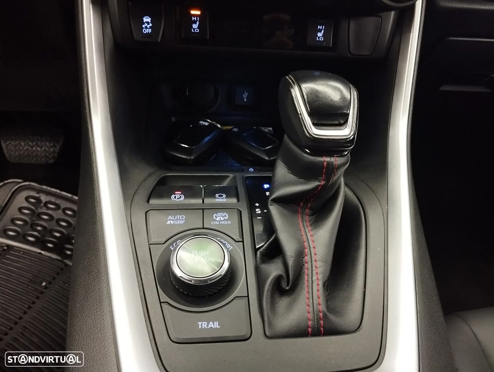 Toyota RAV4 2.5 HDF Plug-in Square Co.AWD-i - 41