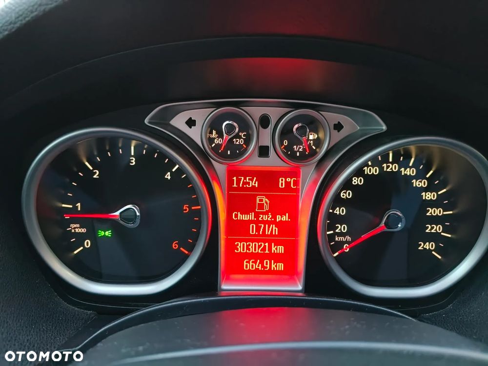 Ford Kuga 2010 photo 2