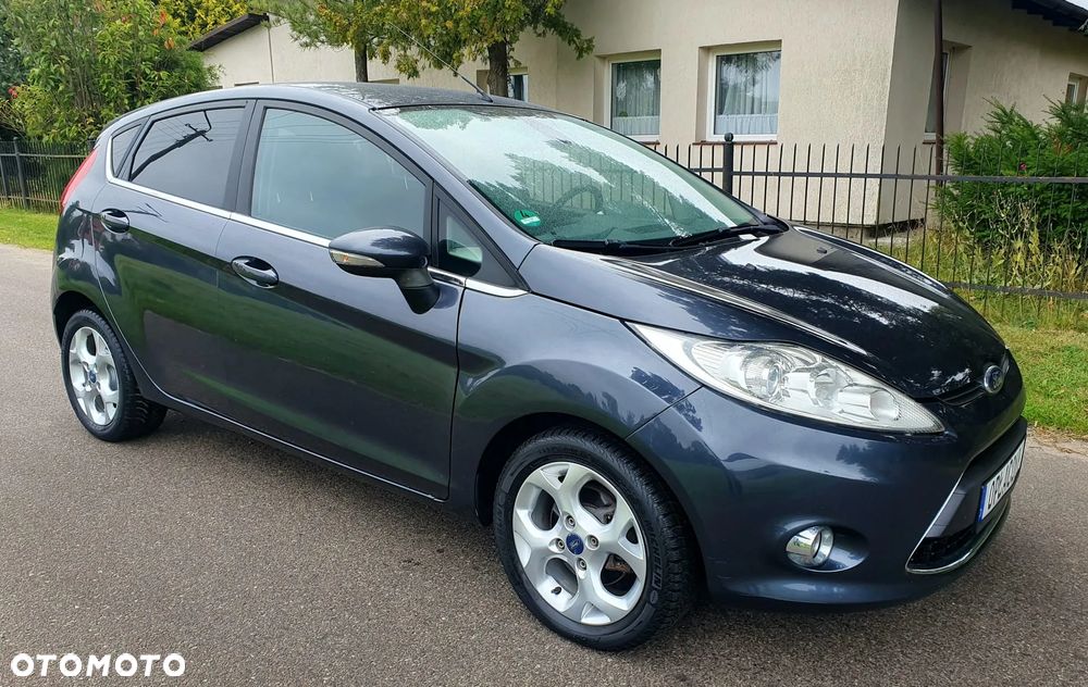 Ford Fiesta - 10