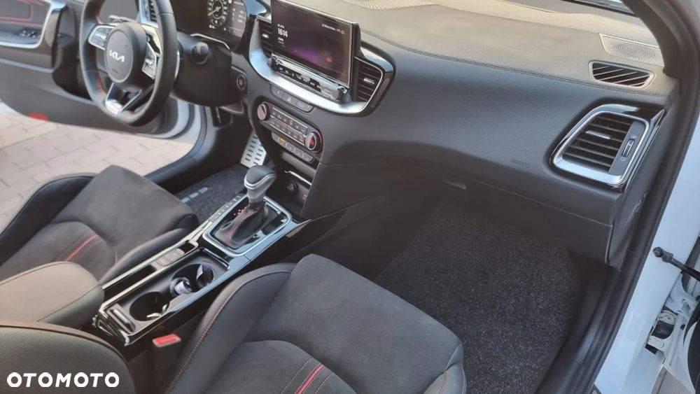 Kia ProCeed 1.6 T-GDI GT DCT - 7