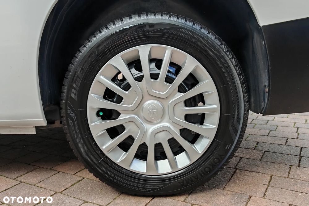 Toyota Proace City - 35