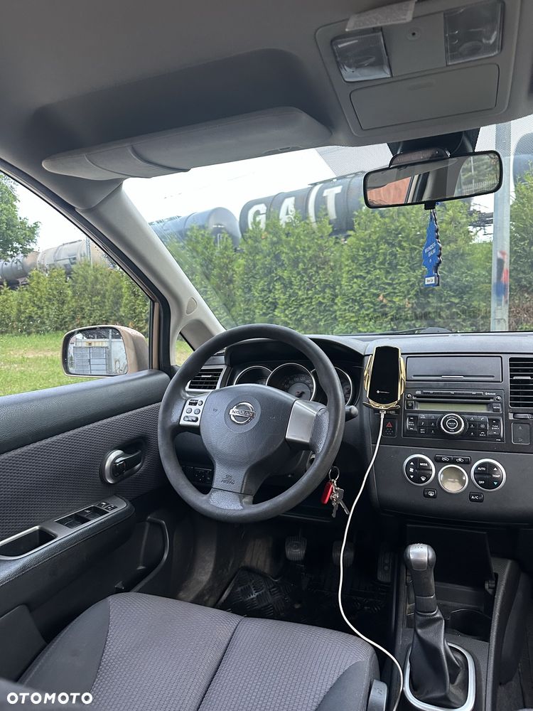 Nissan Tiida - 7