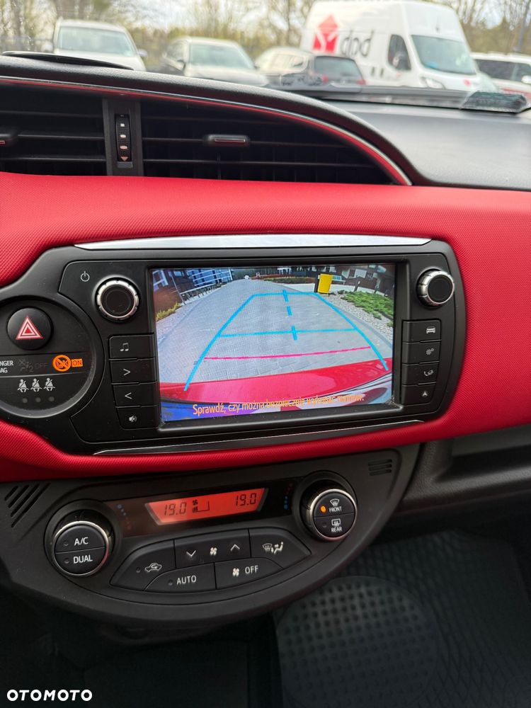 Toyota Yaris 1.33 Dynamic - 6