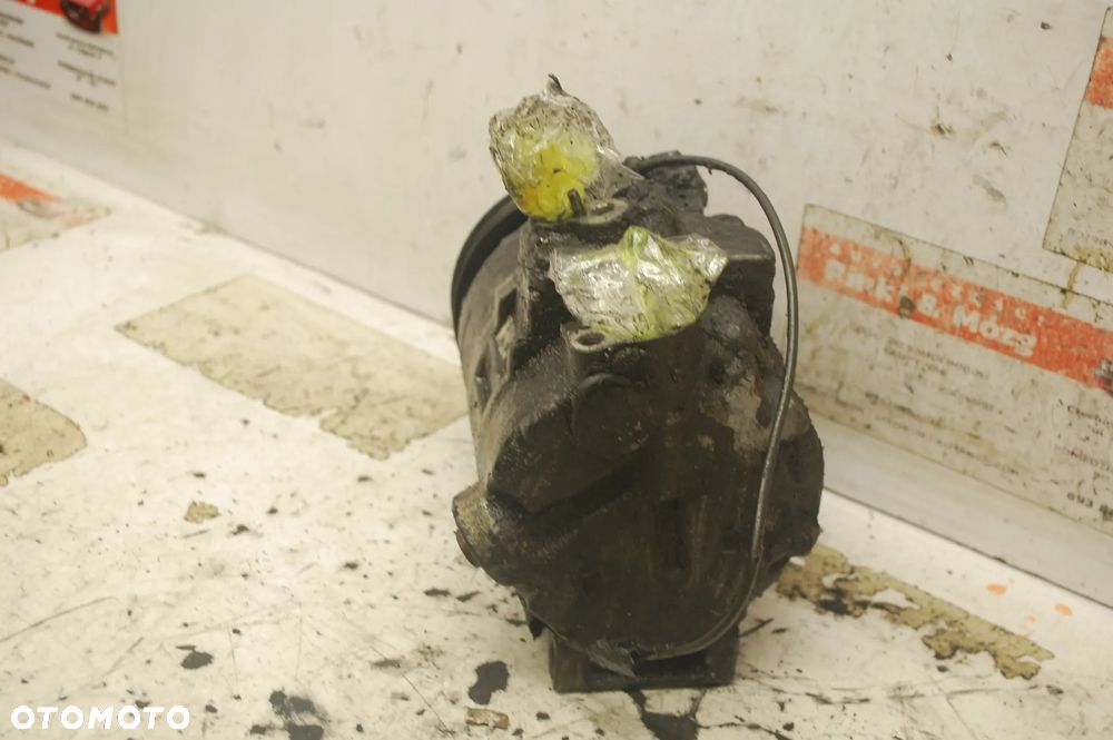 KOMPRESOR SPRĘŻARKA KLIMATYZACJI 4D0260605C AUDI A6 C5 VW PASSAT B5 2.5 TDI - 2