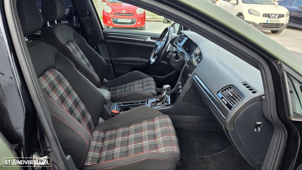 VW Golf 2.0 TSi GTi DSG Performance - 22