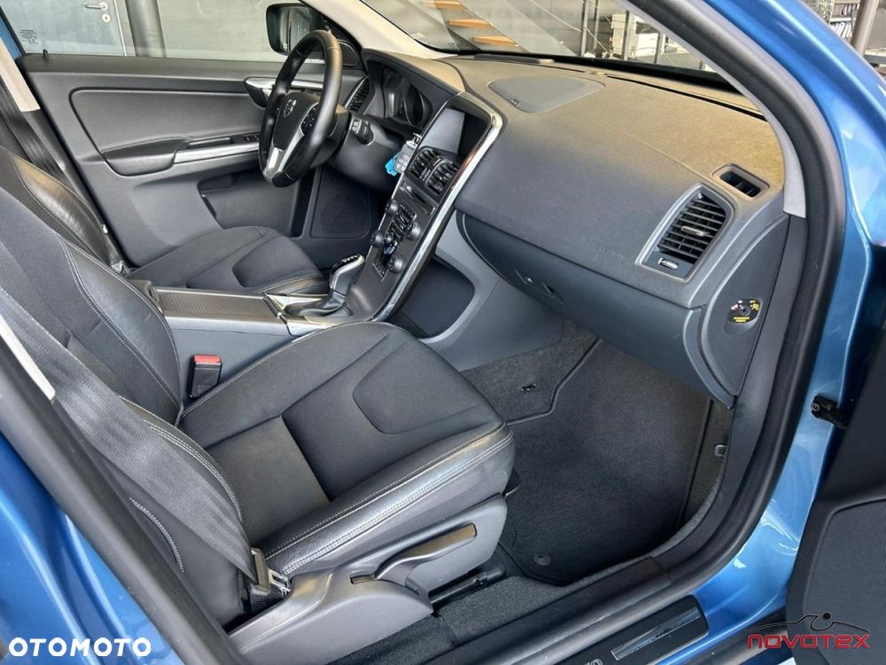 Volvo XC 60 D3 Geartronic Summum - 19