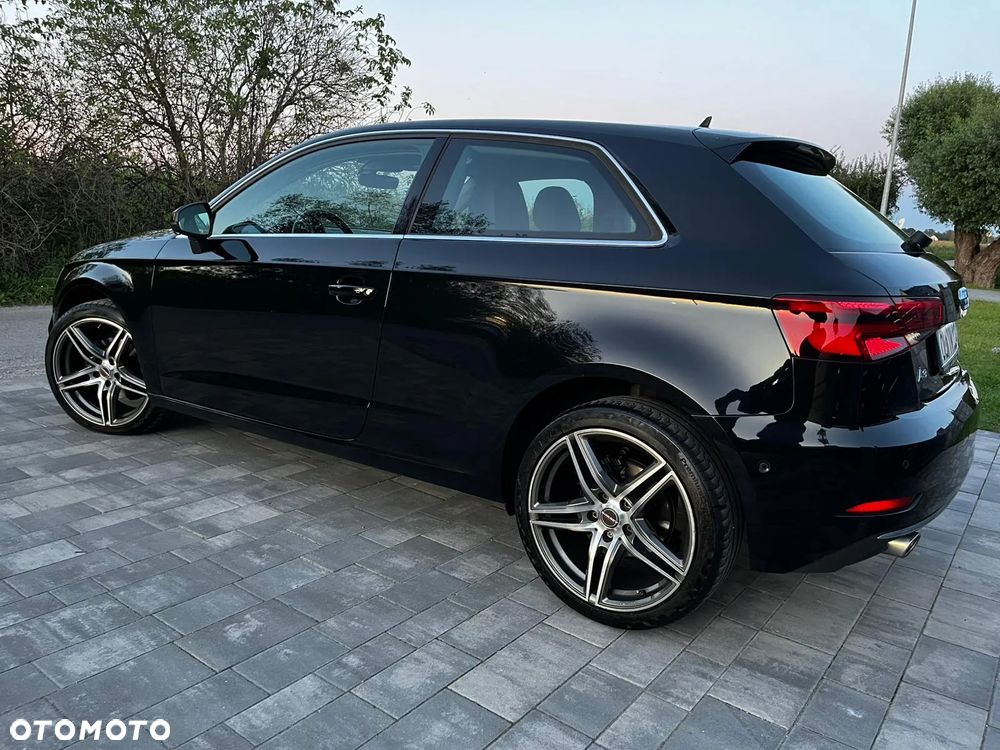 Audi A3 1.6 TDI S tronic - 11