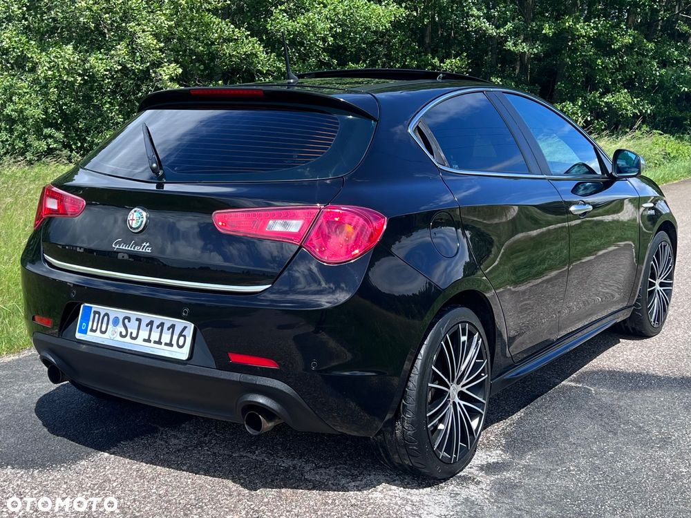 Alfa Romeo Giulietta 2.0 JTDM 16V Turismo - 9
