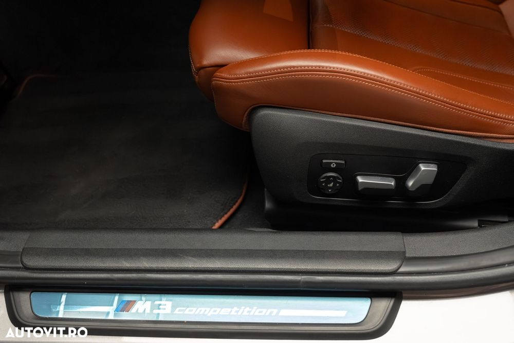 BMW M3 Competition xDrive AT - 18