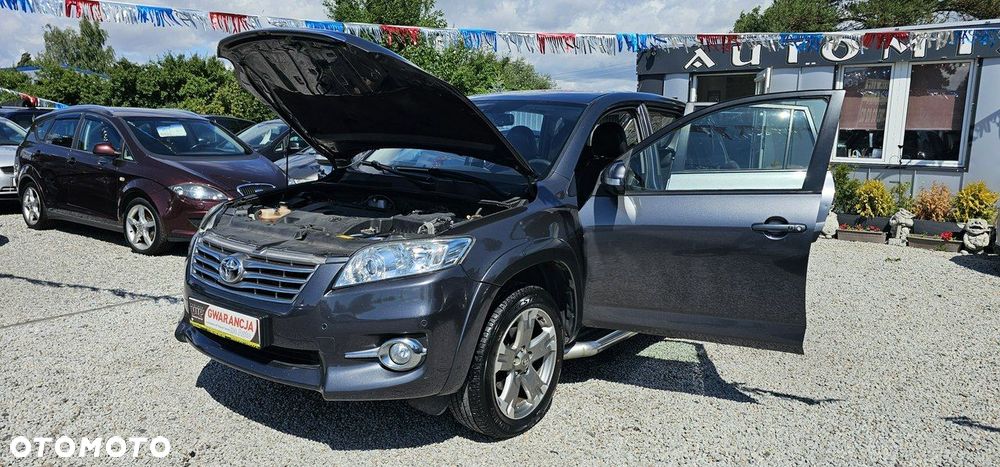 Toyota RAV4 - 23