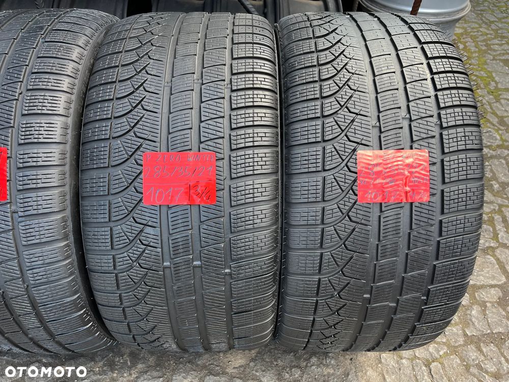 285 35 21 x2 + 255 40 21 x2 Pirelli P Zero Winter *-BMW Zima - 4