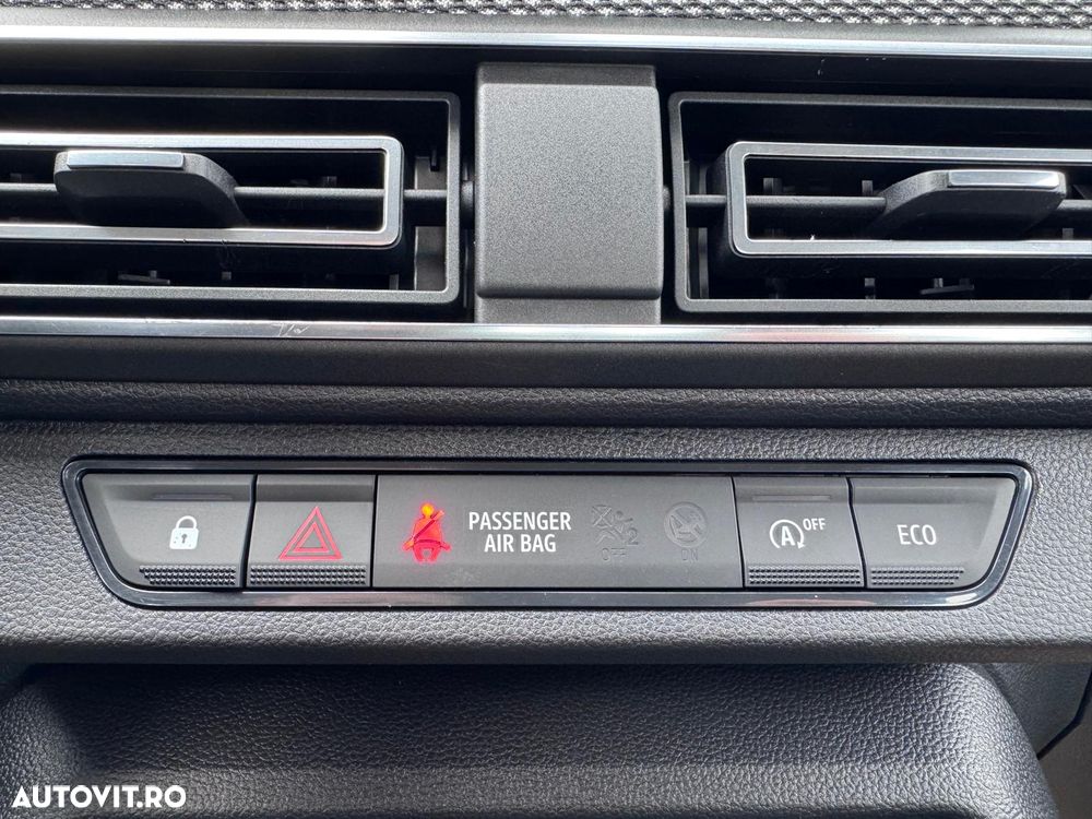 Dacia Logan TCe 90 Essential - 28