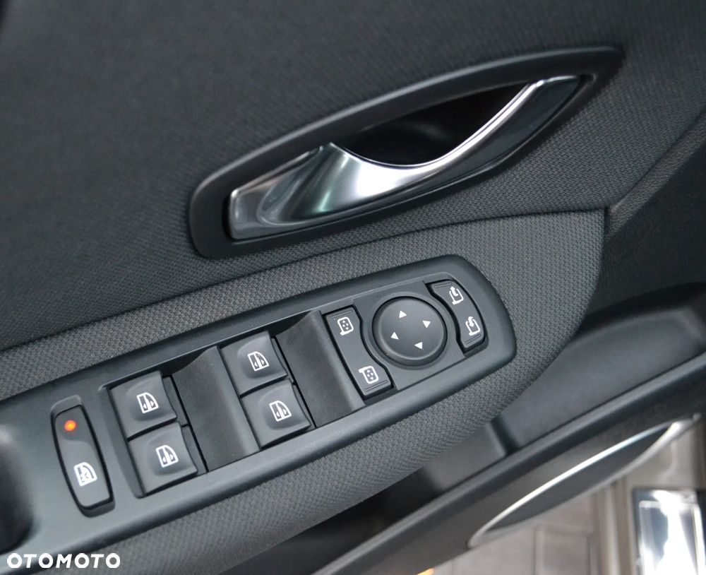 Renault Scenic 1.6 16V 110 Dynamique - 12