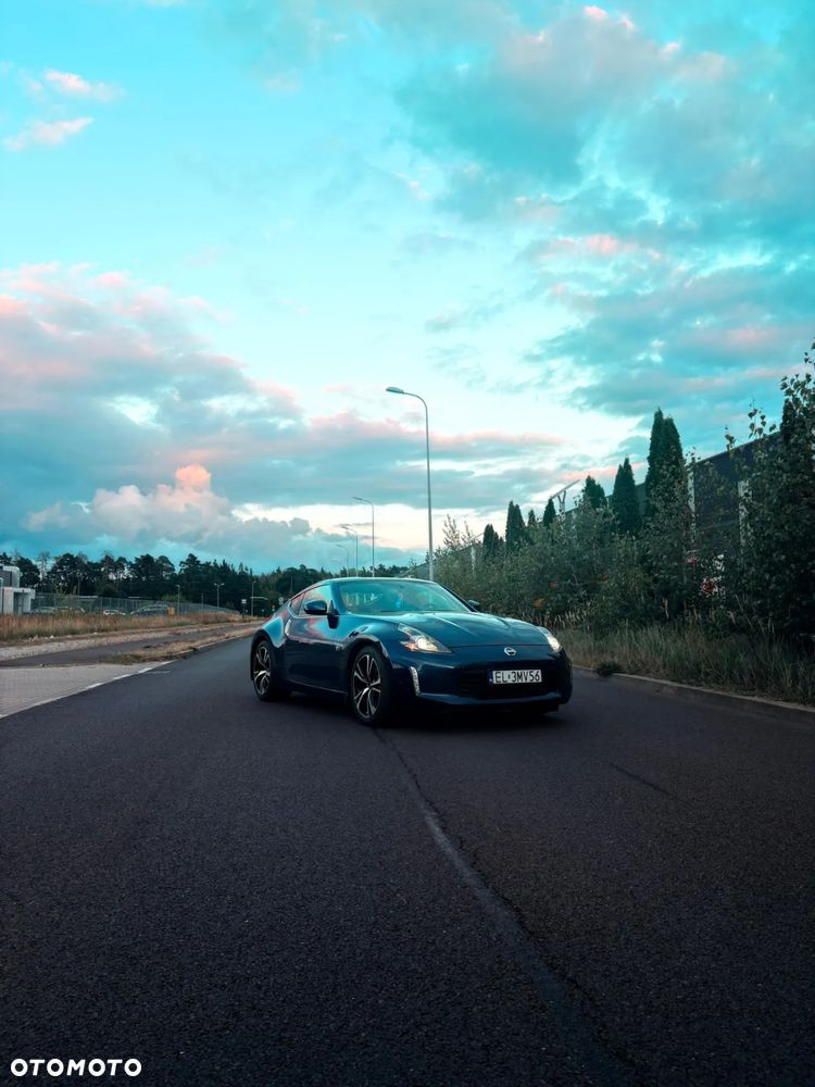 Nissan 370 Z Standard - 1