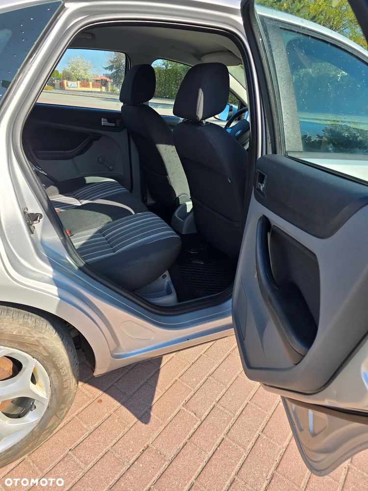 Ford Focus 1.6 Silver X EU5 - 7