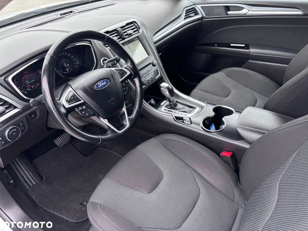 Ford Mondeo 2.0 TDCi Titanium PowerShift - 9