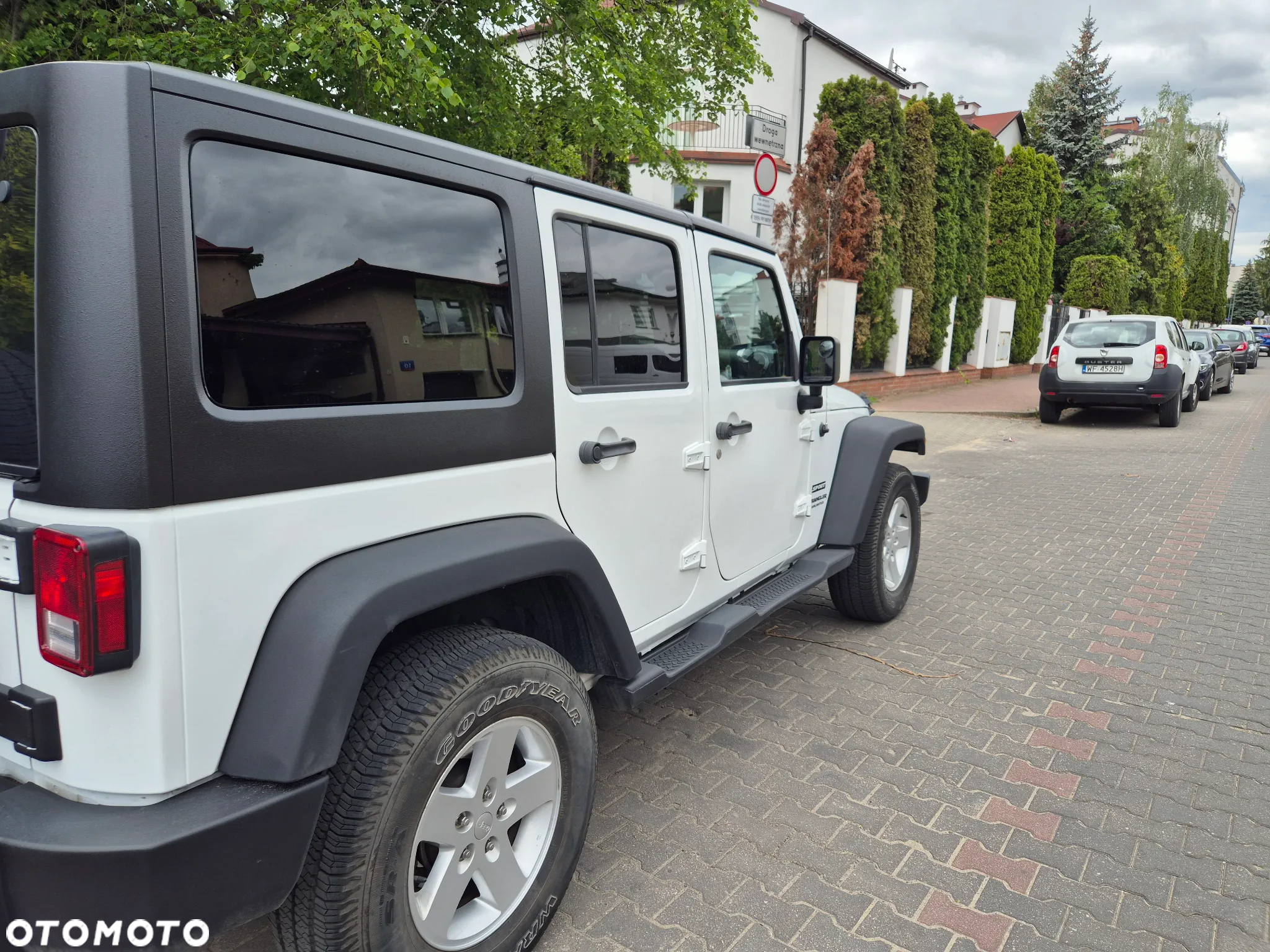 Jeep Wrangler - 5