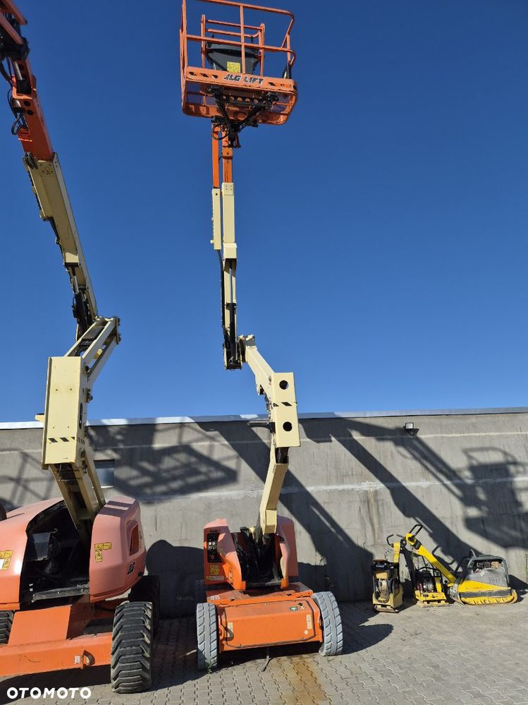 JLG E450AJ - 2