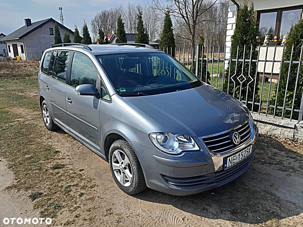 Volkswagen Touran 1.9 TDI DPF Highline - 2