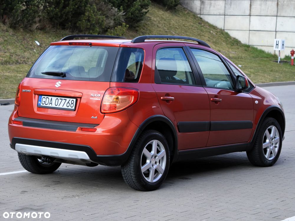 Suzuki SX4 1.6 VVT 4x4 Comfort - 2