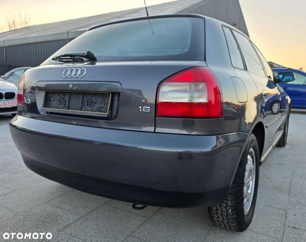 Audi A3 Sportback 1.6 Attraction - 6