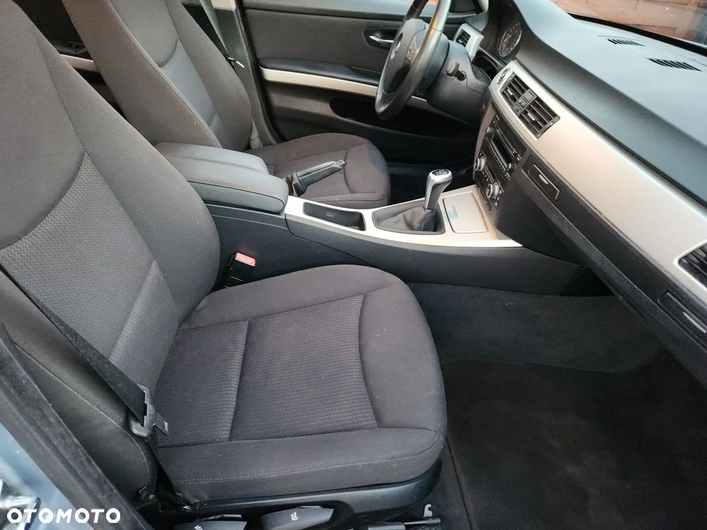 BMW Seria 3 - 13