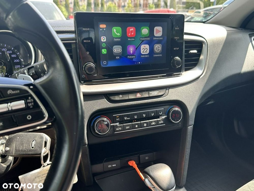 Kia Ceed - 30